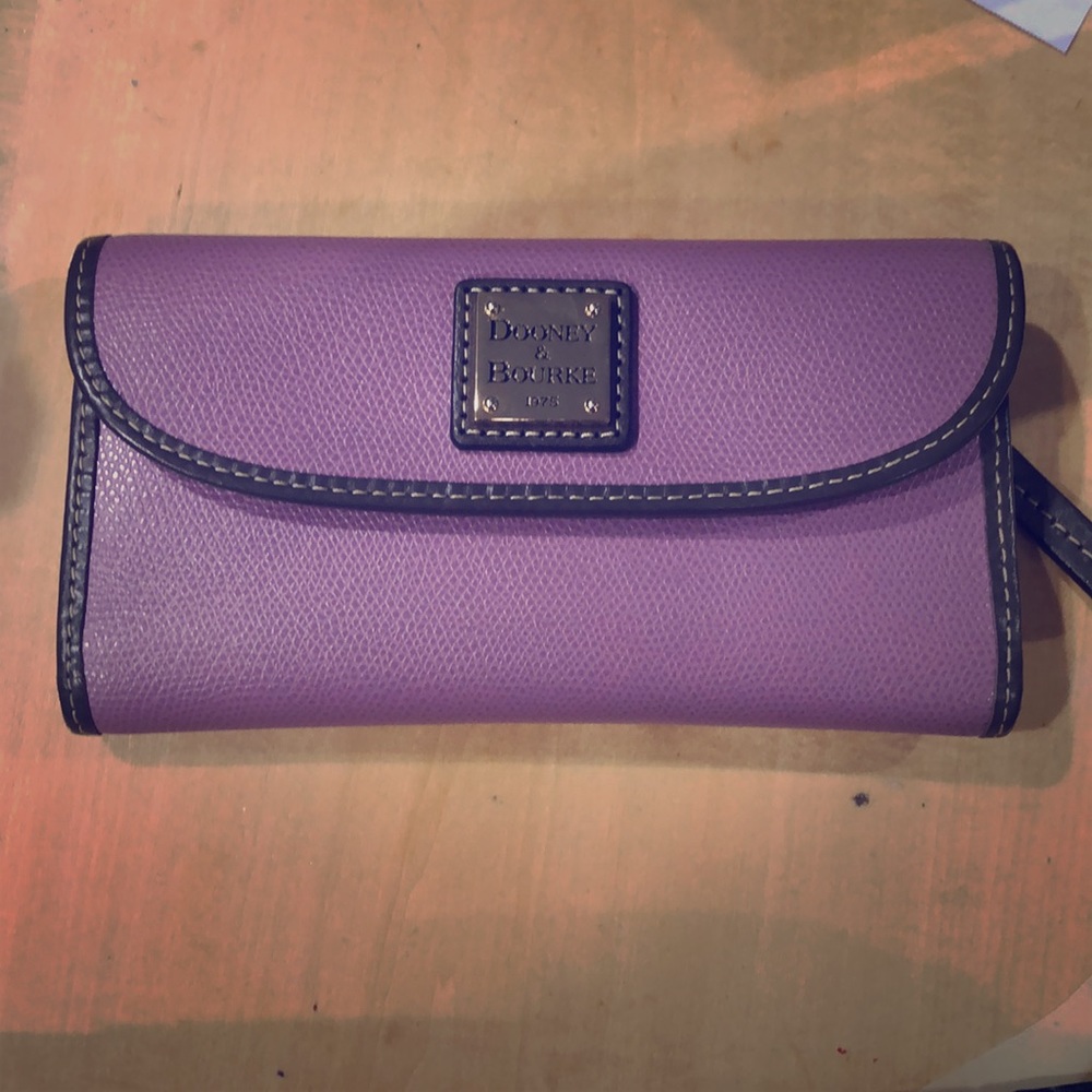 New Dooney & Bourke clutch wallet
